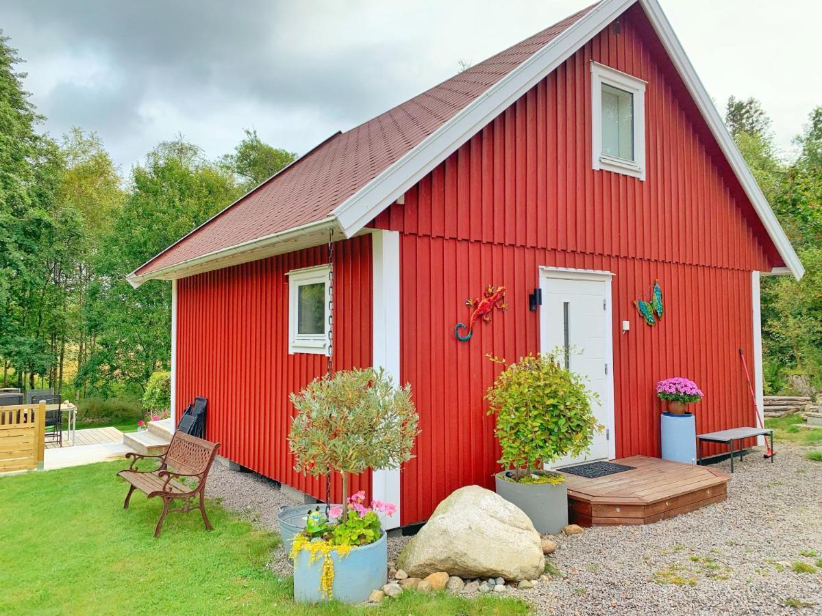 The Blomsholm Cabin - Load Your Electric Car Strömstad Exteriér fotografie